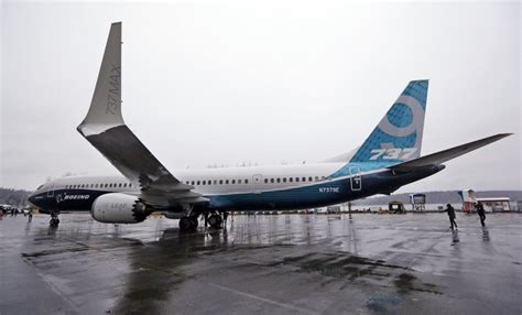 Canadian airlines say they’re unaffected by Boeing 737-9 Max jetliner incident